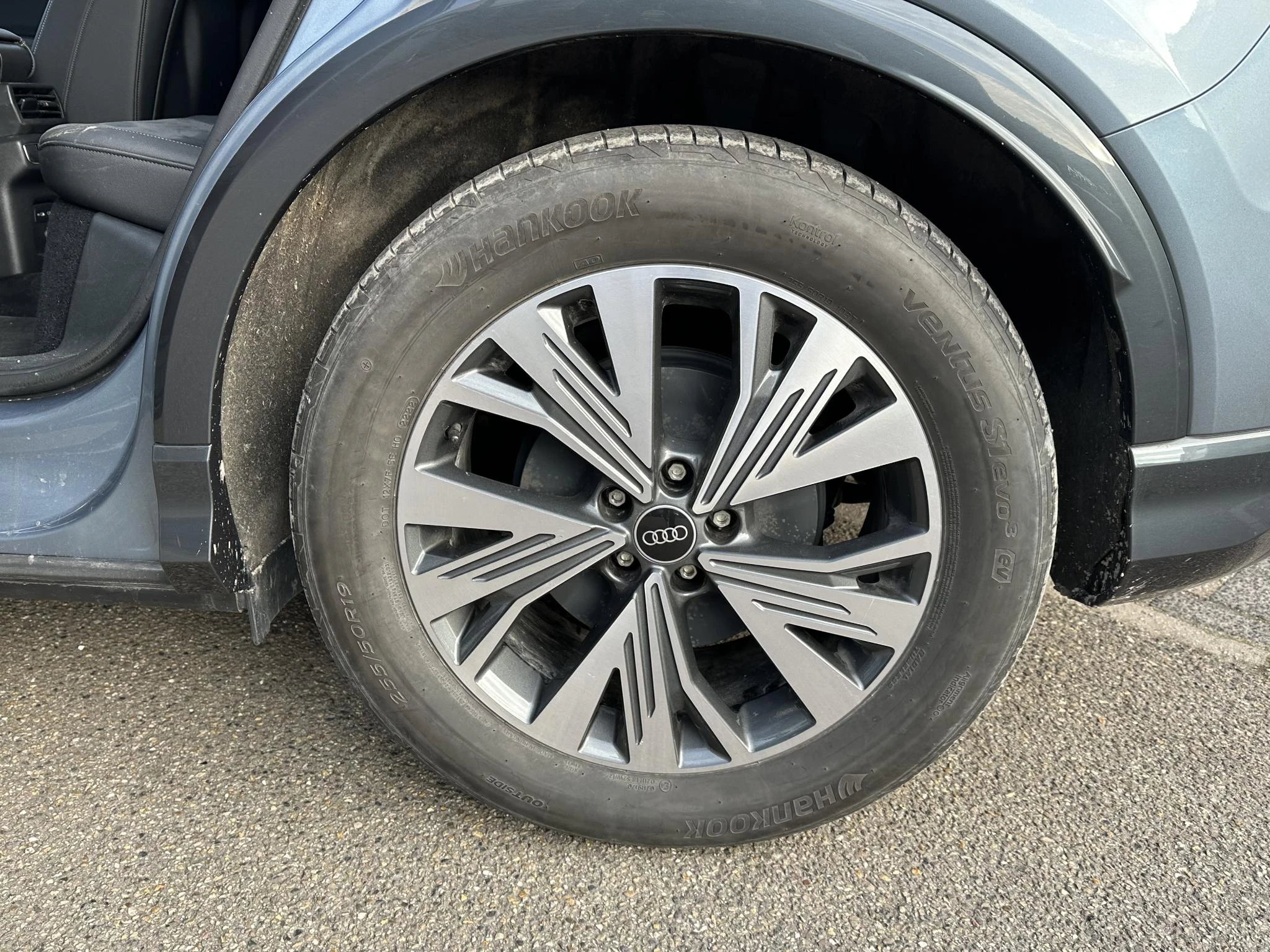 Hoofdafbeelding Audi Q4 e-tron