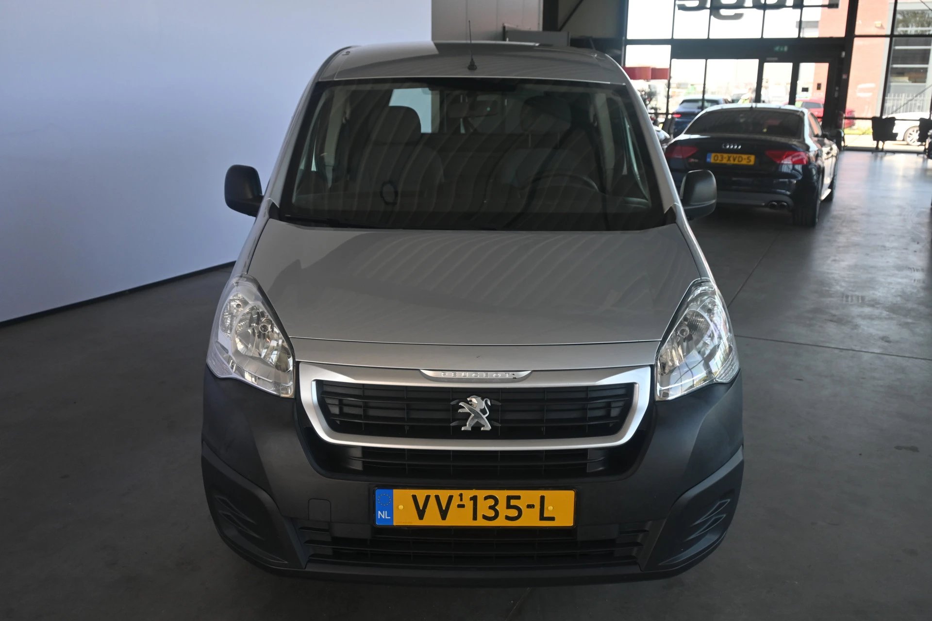 Hoofdafbeelding Peugeot Partner