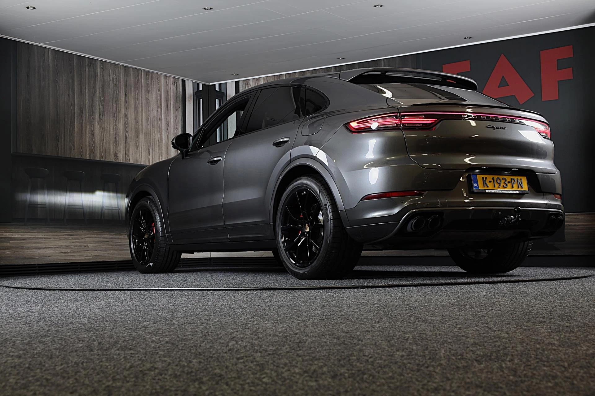 Hoofdafbeelding Porsche Cayenne