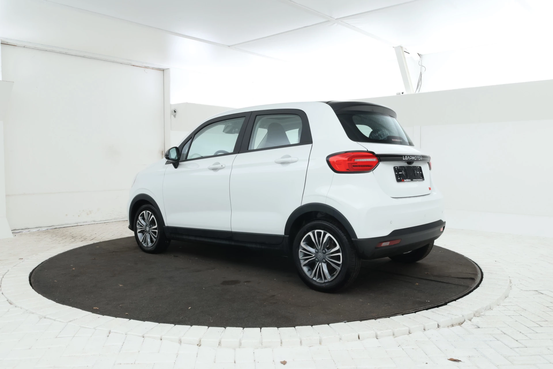 Hoofdafbeelding Leapmotor T03