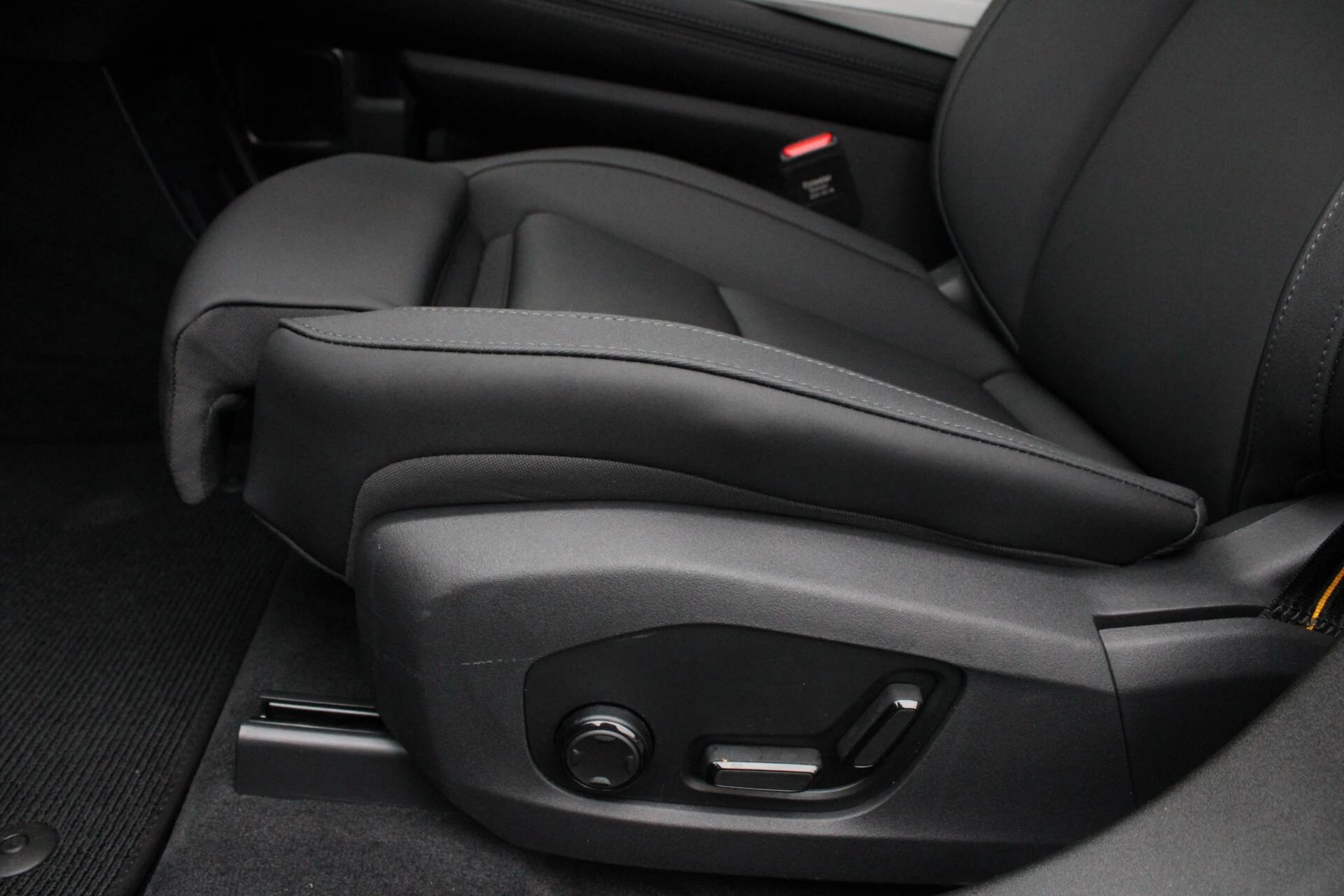 Hoofdafbeelding Polestar 4