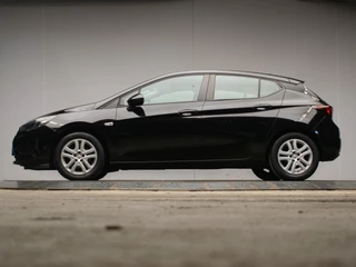 Hoofdafbeelding Opel Astra Opel Astra 1.0 Business+ Sport (NAVI,CRUISE,CLIMATE,LED,PDC,DAB,BLUETOOTH,SPORTSTOELEN,ELEKTRISCH PAKKET,LM VELGEN,NETTE STAAT)