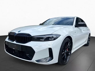 BMW 3 Serie 330iA M-SPORT Pro ** LED, LC Prof, SCHUIF/KANTEL, ACC, 19-inch LMV, HuD, H&K Sound ** € 21.750,= onder NP - 1e EIG - UNFALLFREI ** ** INFORMEER OOK NAAR ONZE AANTREKKELIJKE FINANCIAL-LEASE TARIEVEN **