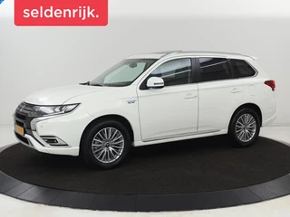 Mitsubishi Outlander 2.4 PHEV Intense+ | Schuifdak | Stoelverwarming |  Leder/Alcantara | Camera | Carplay | Keyless | Stuurverwarming | Full LED | Climate control | Cruise control | Plug In