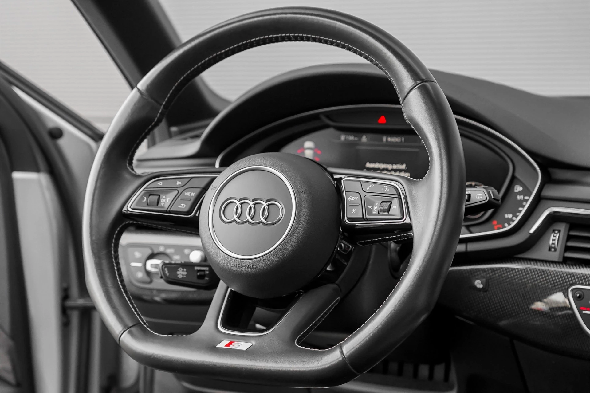 Hoofdafbeelding Audi S4