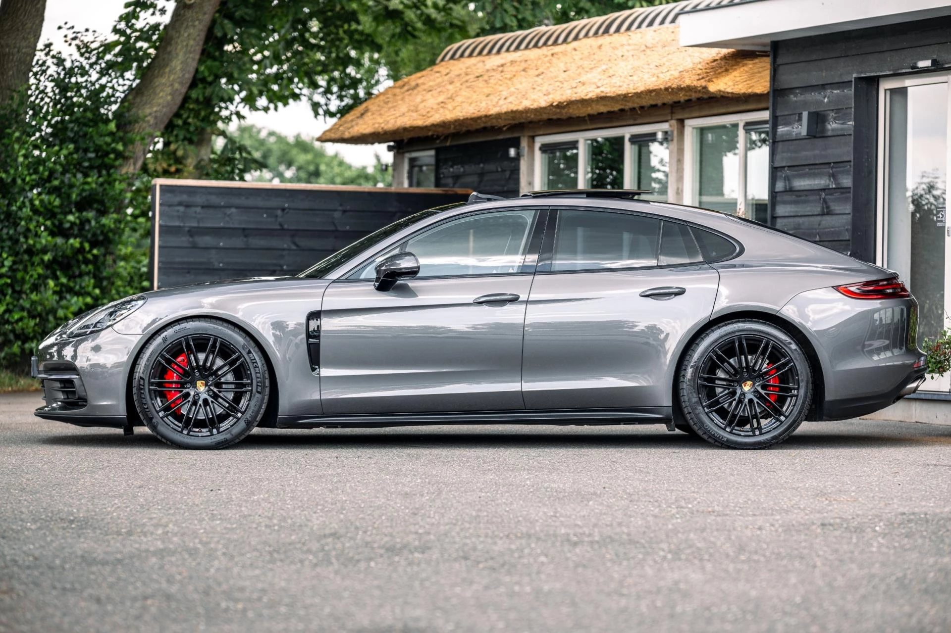 Hoofdafbeelding Porsche Panamera
