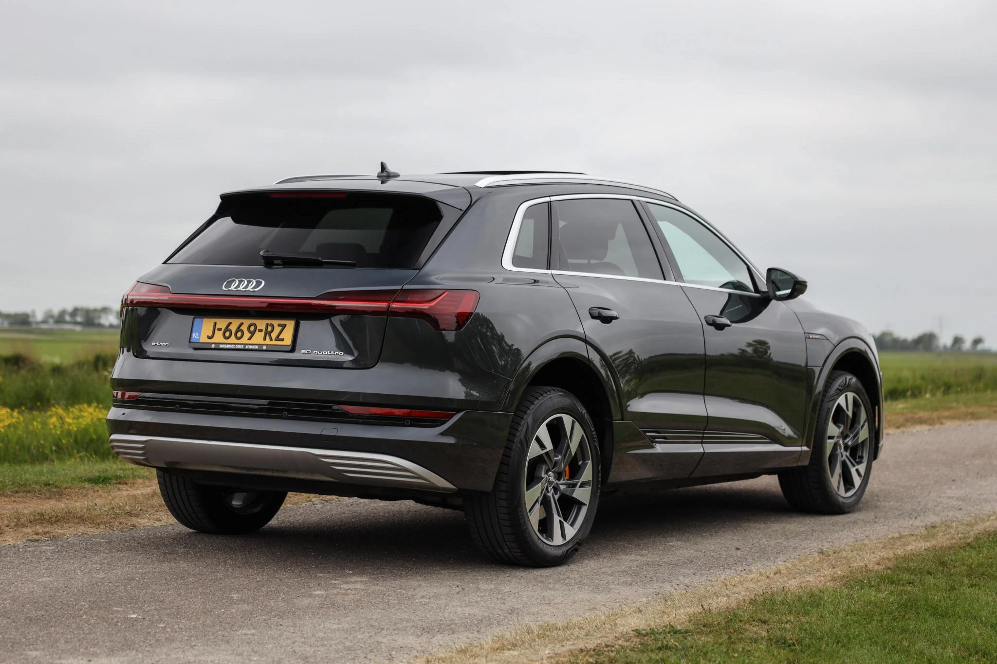 Hoofdafbeelding Audi e-tron
