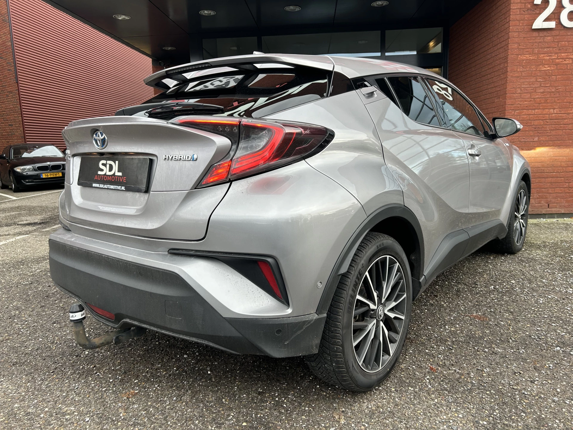 Hoofdafbeelding Toyota C-HR