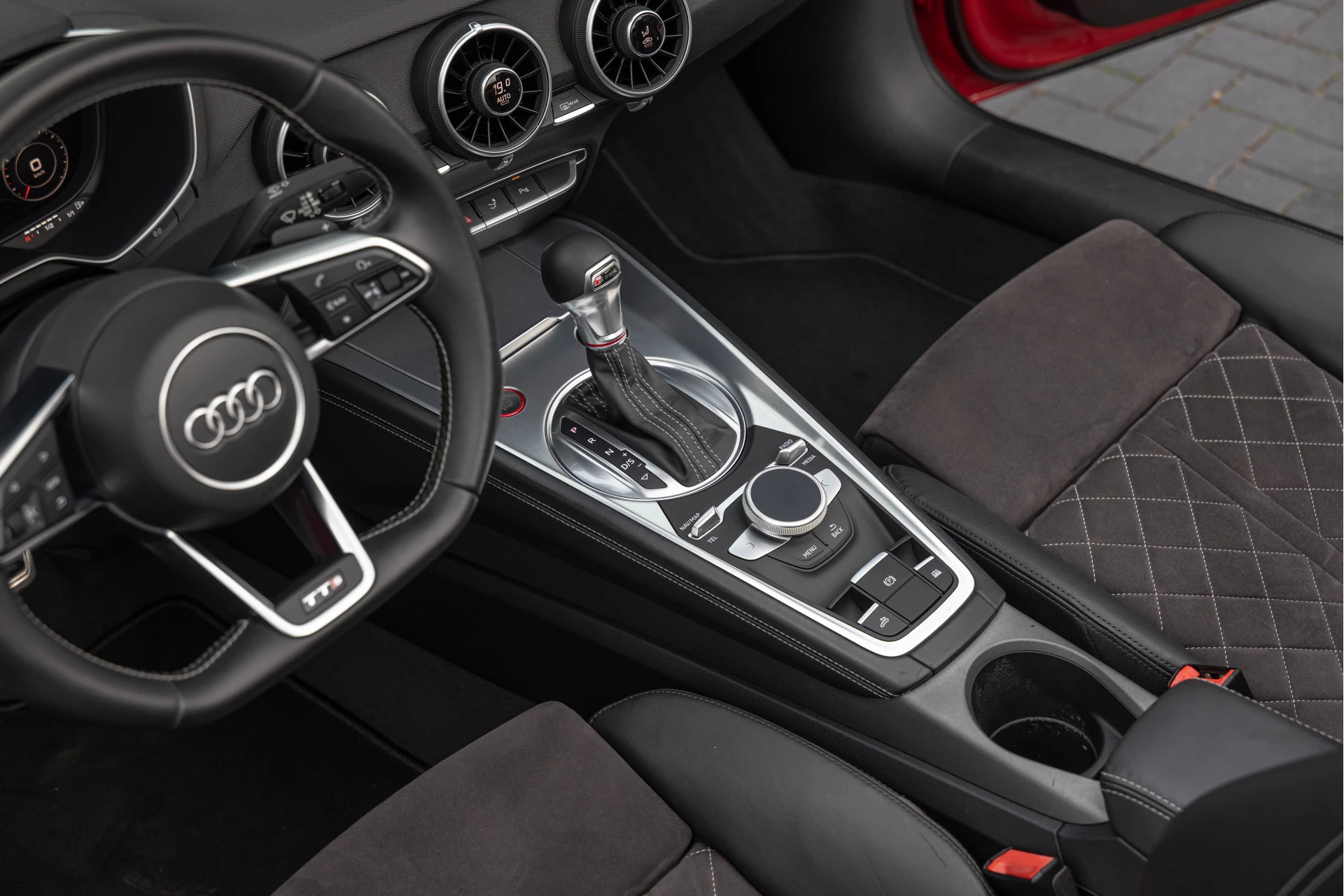 Hoofdafbeelding Audi TTS