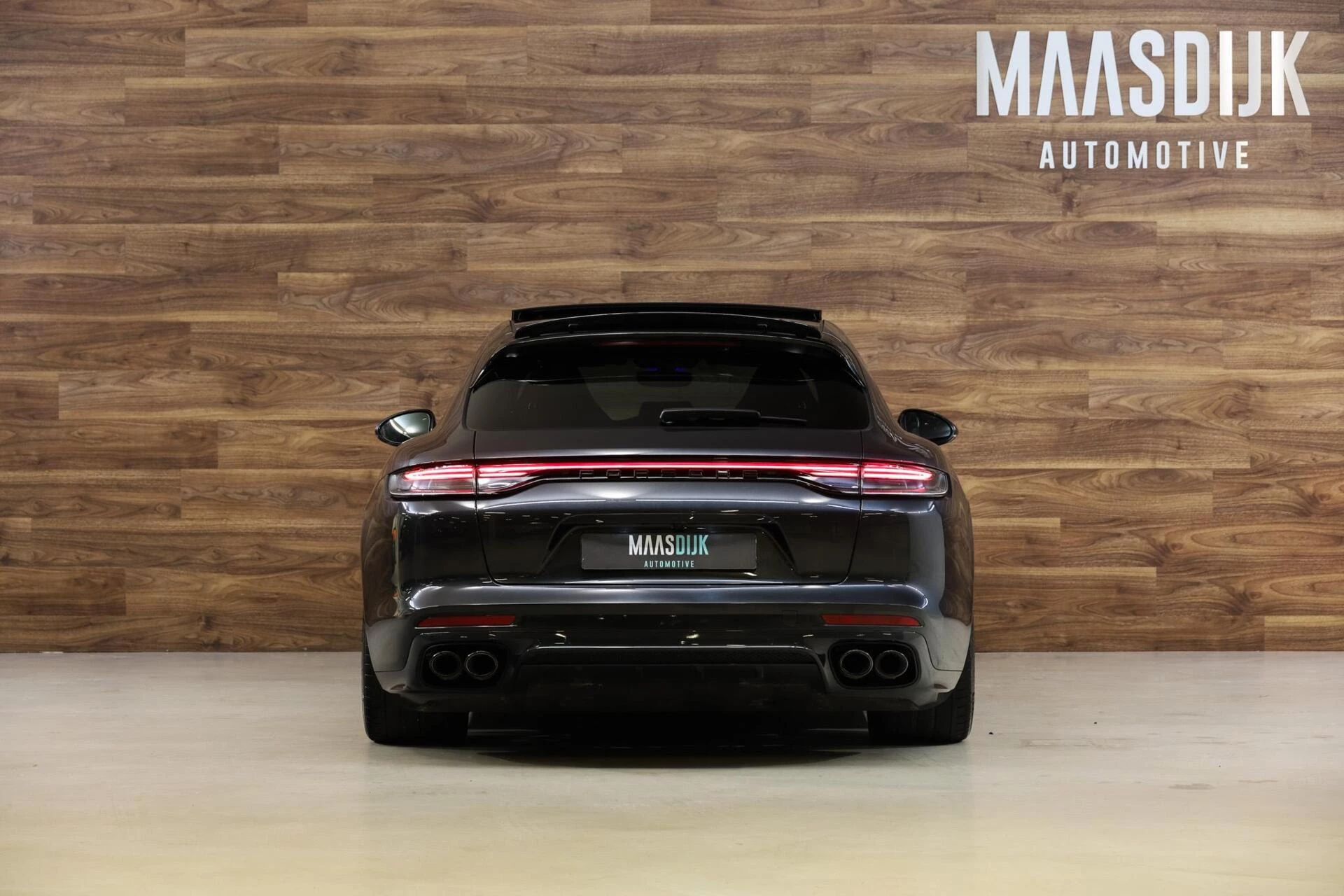 Hoofdafbeelding Porsche Panamera