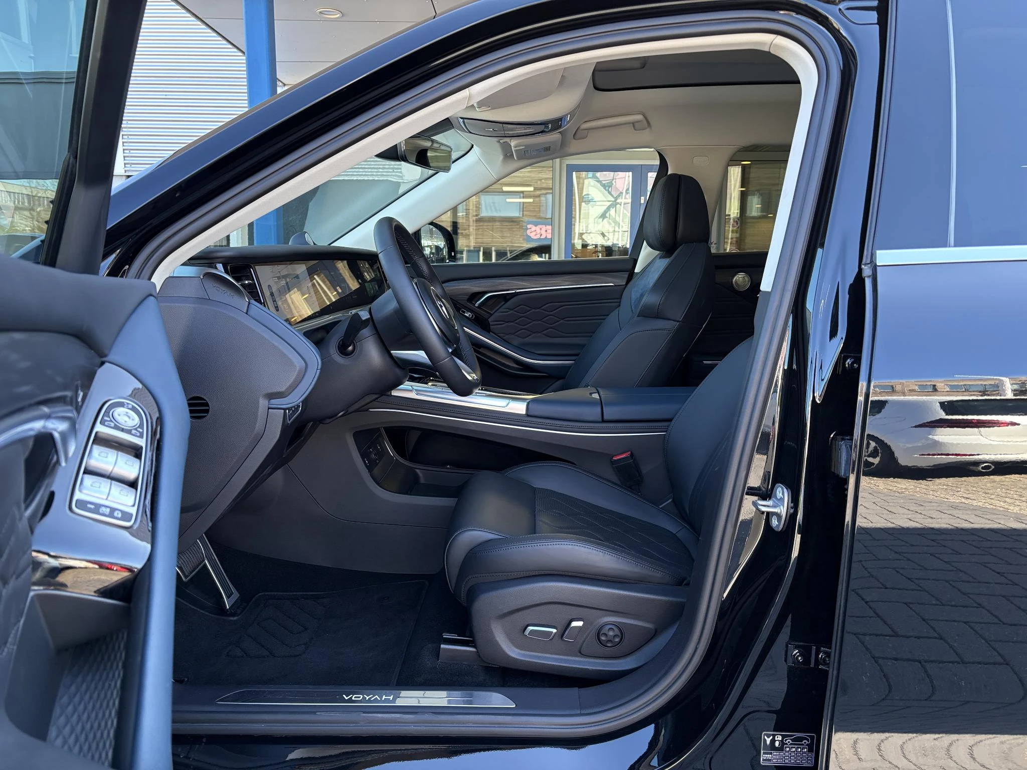 Hoofdafbeelding Voyah Free