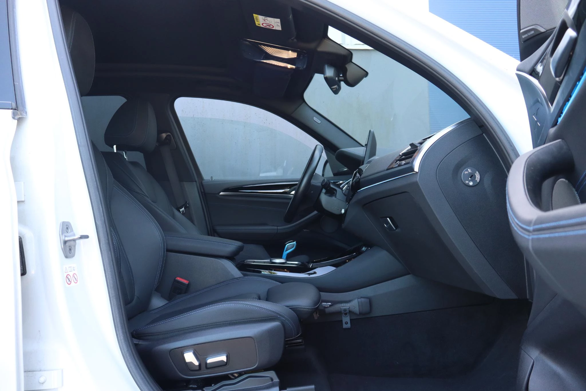 Hoofdafbeelding BMW iX3