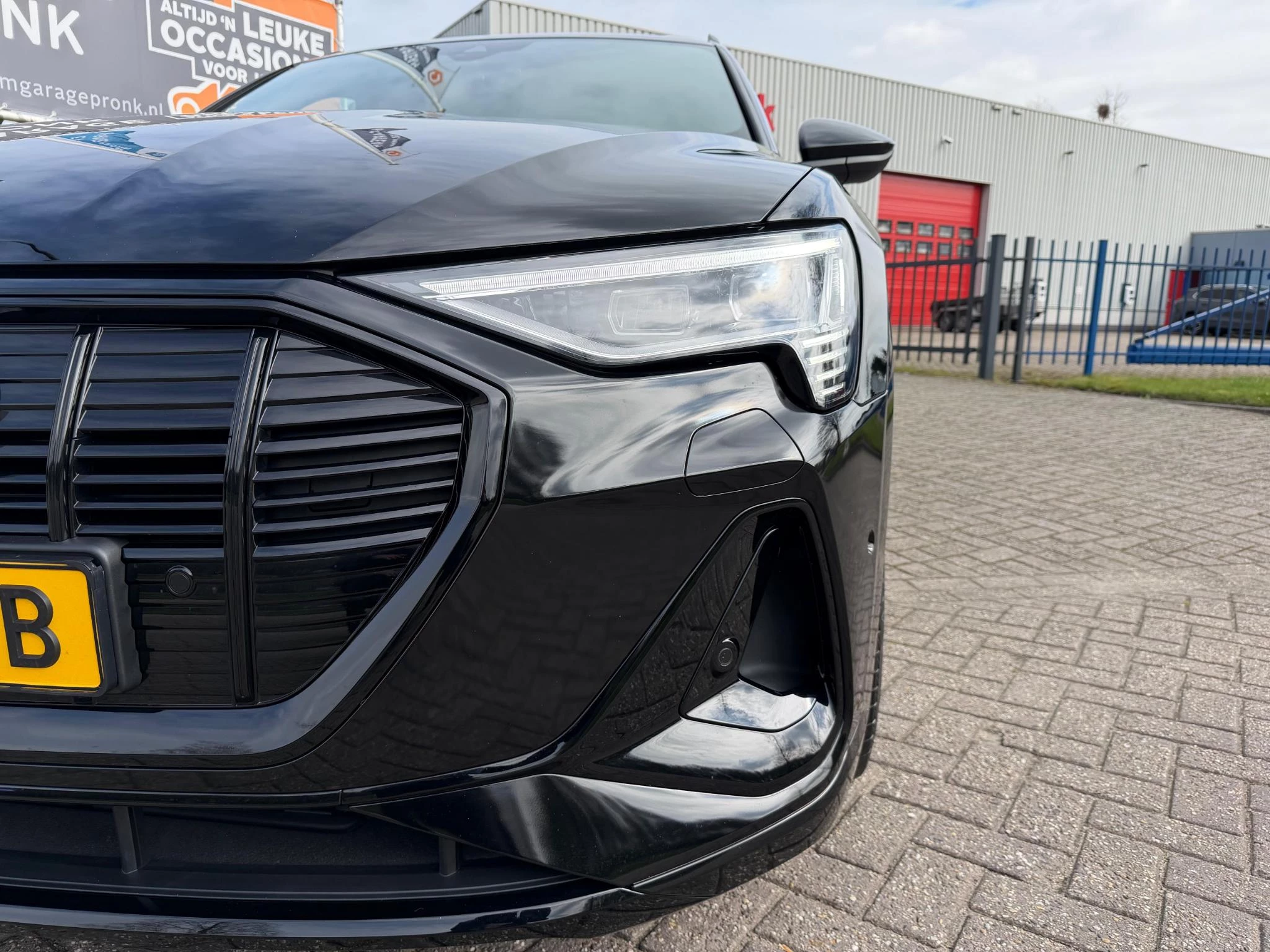 Hoofdafbeelding Audi e-tron