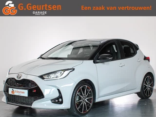 Hoofdafbeelding Toyota Yaris Toyota Yaris 1.5 Hybrid GR Sport, LED, Lane assist, JBL, Navigatie, 17dkm!