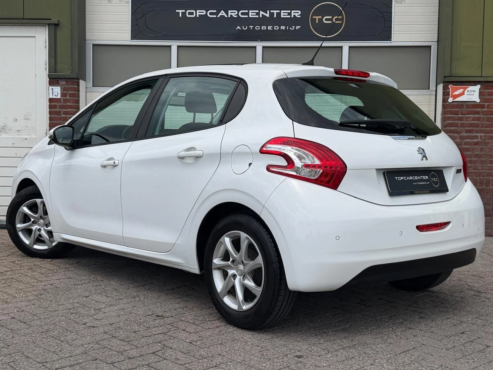 Hoofdafbeelding Peugeot 208