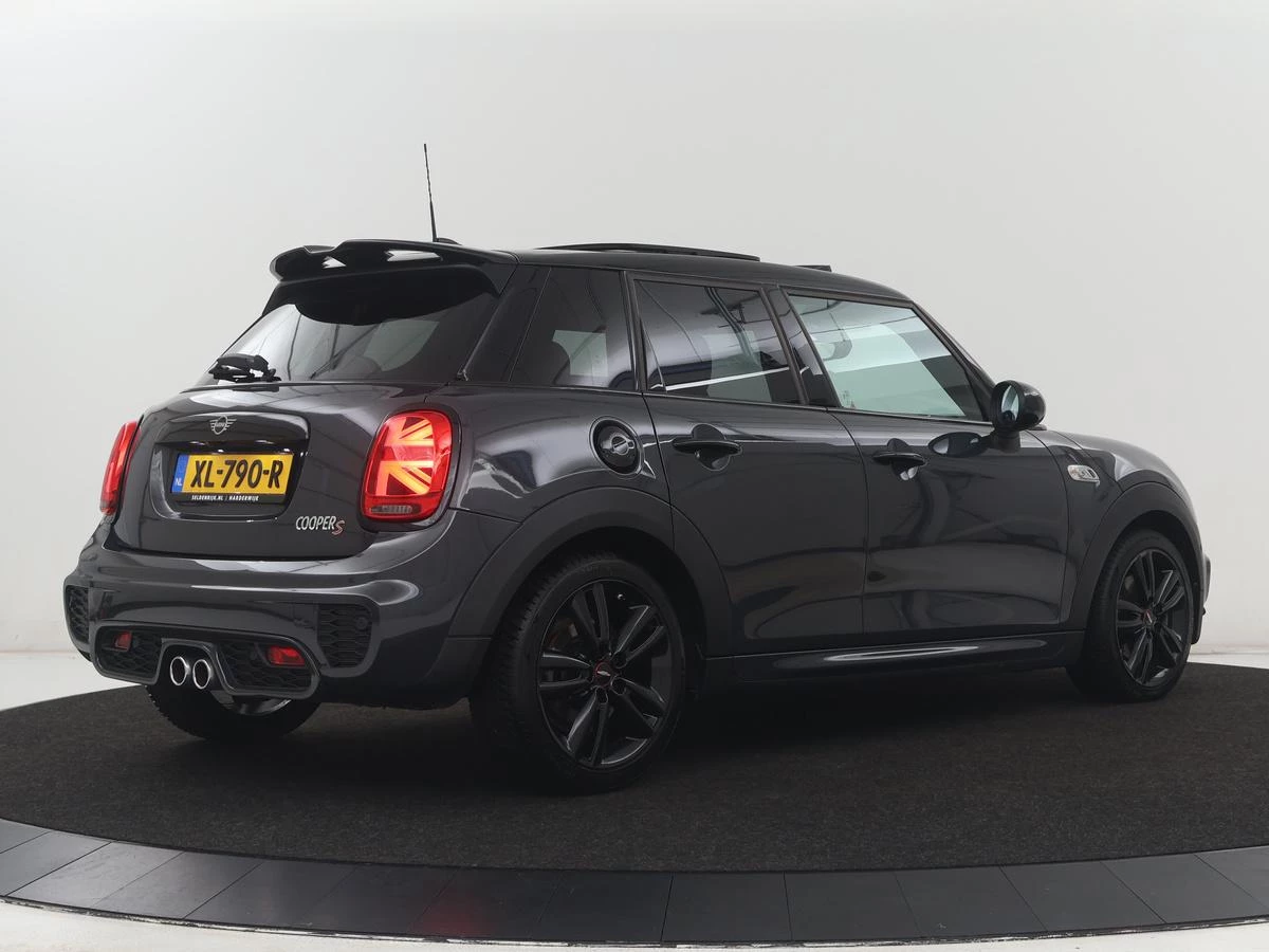 Hoofdafbeelding MINI 5-deurs