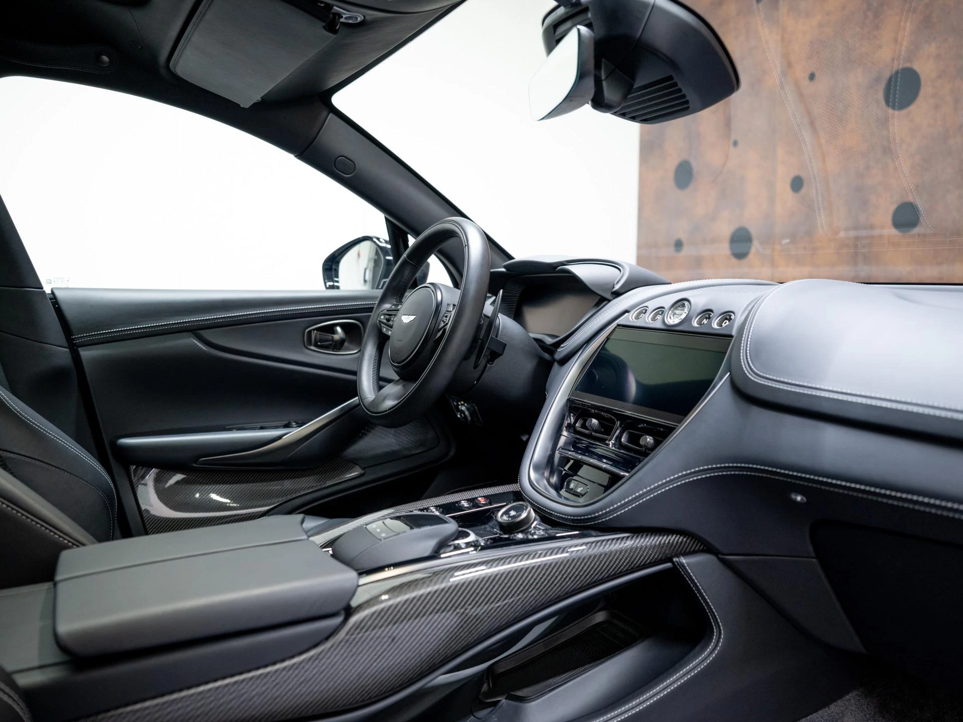 Hoofdafbeelding Aston Martin DBX