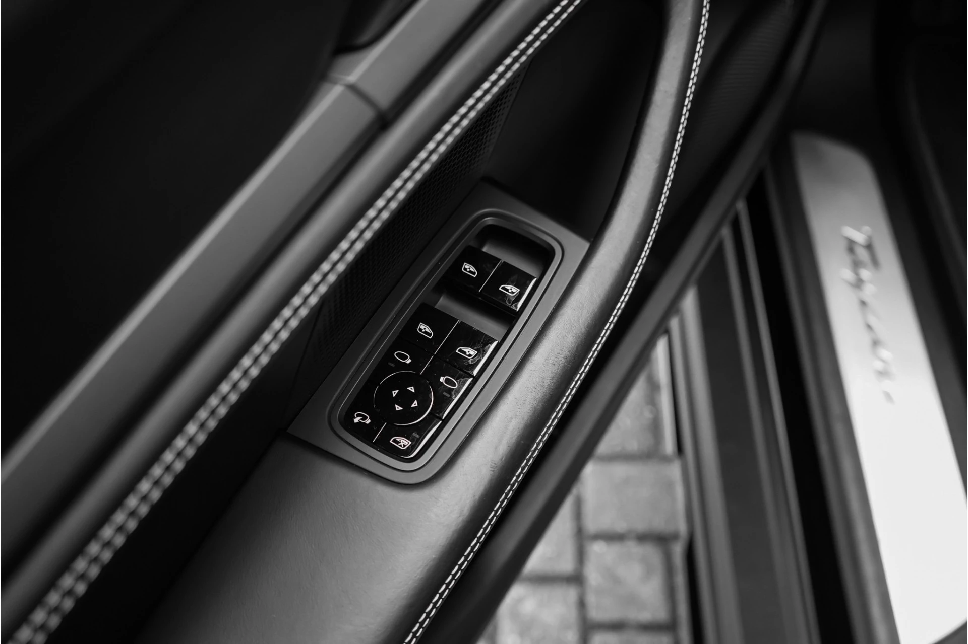 Hoofdafbeelding Porsche Taycan