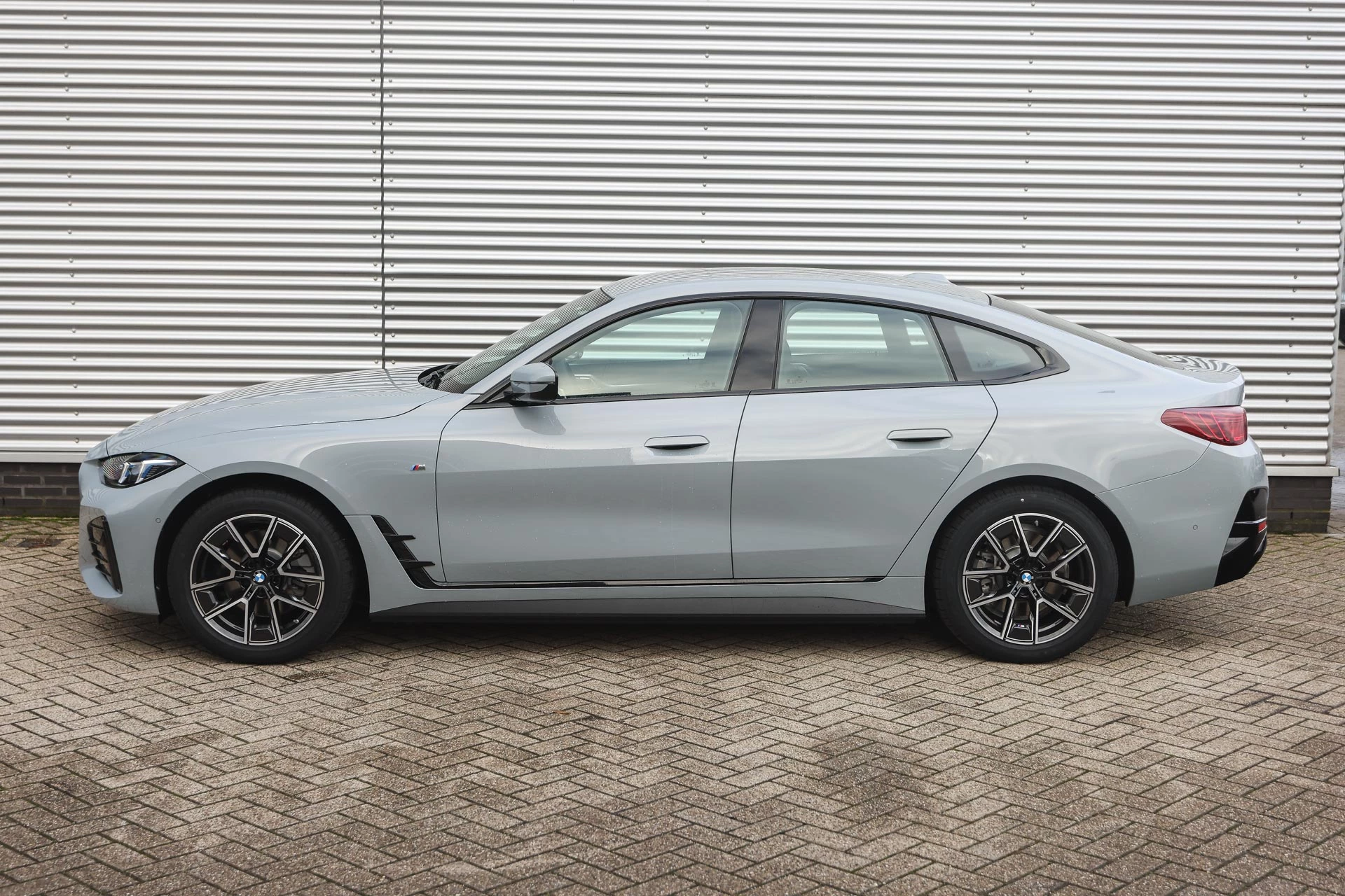 Hoofdafbeelding BMW i4