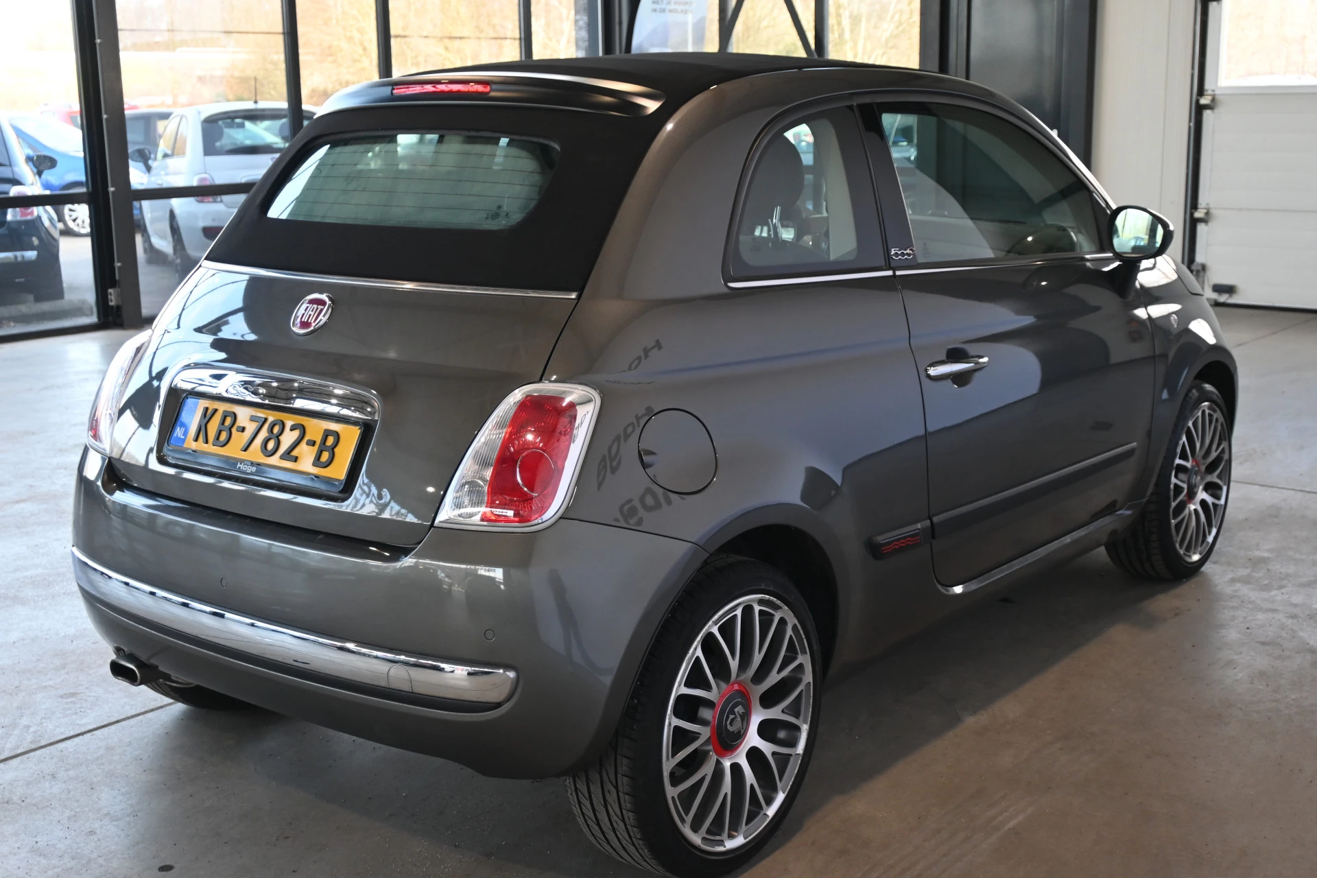 Hoofdafbeelding Fiat 500C