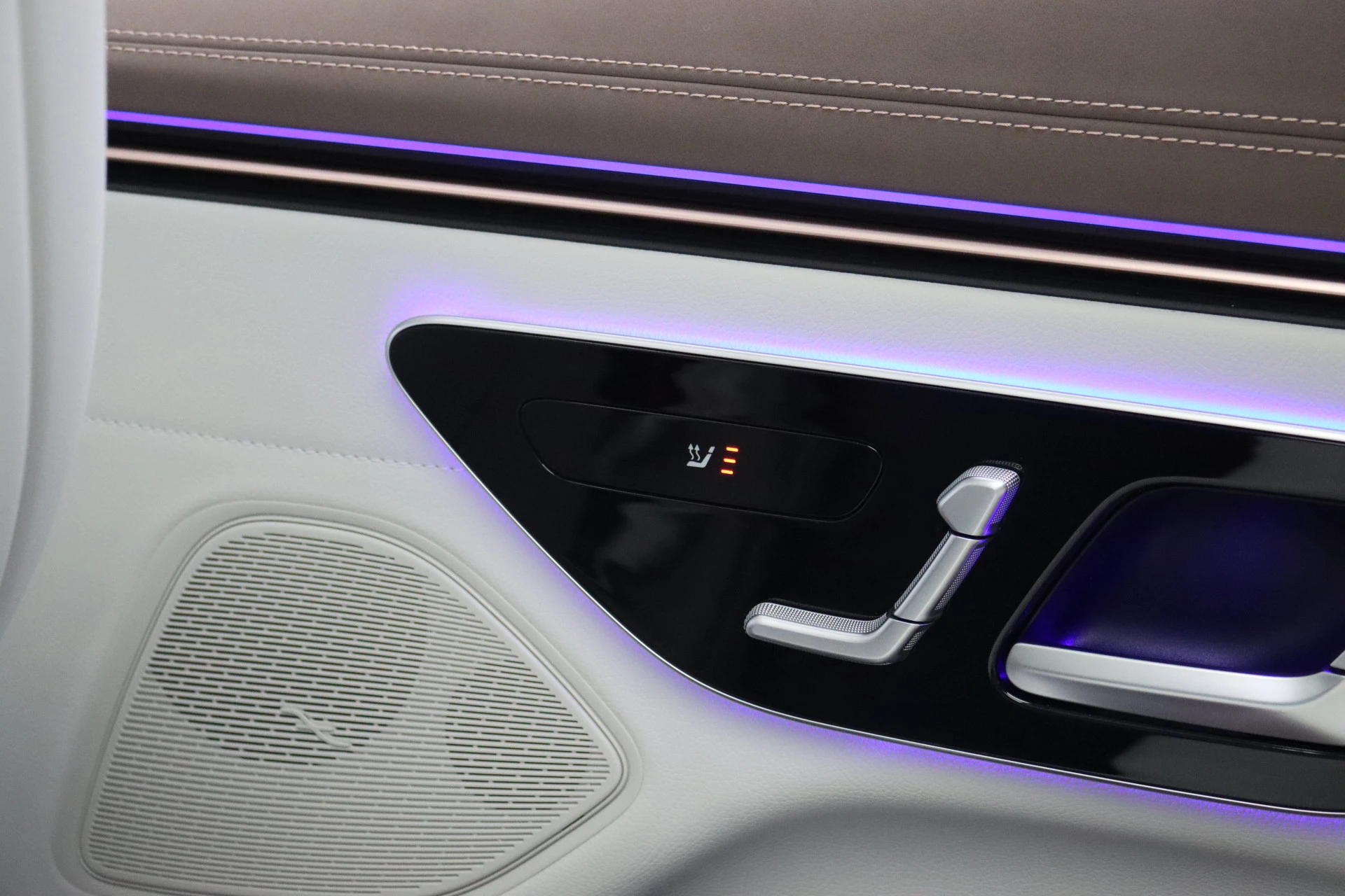 Hoofdafbeelding Mercedes-Benz EQS