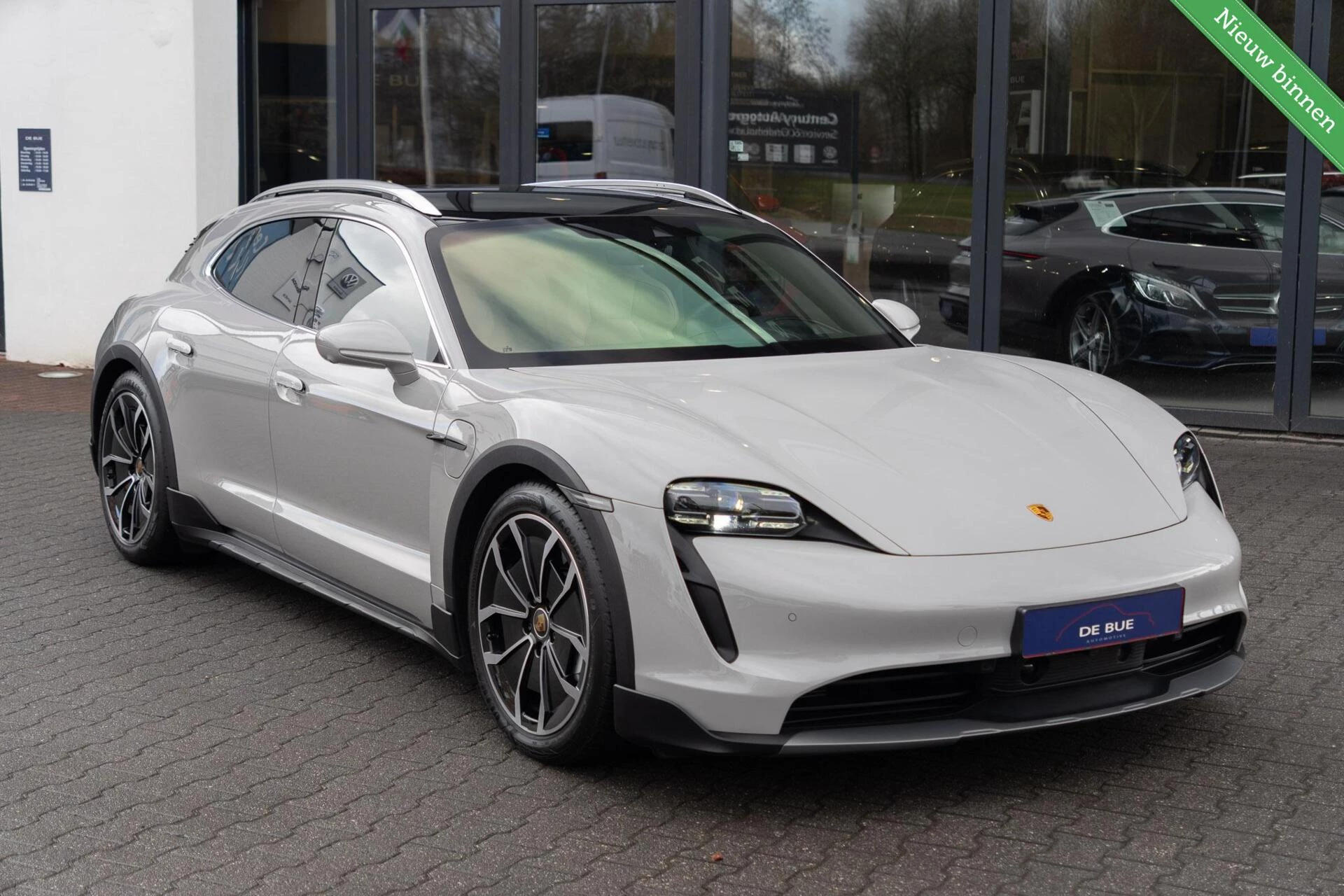 Hoofdafbeelding Porsche Taycan