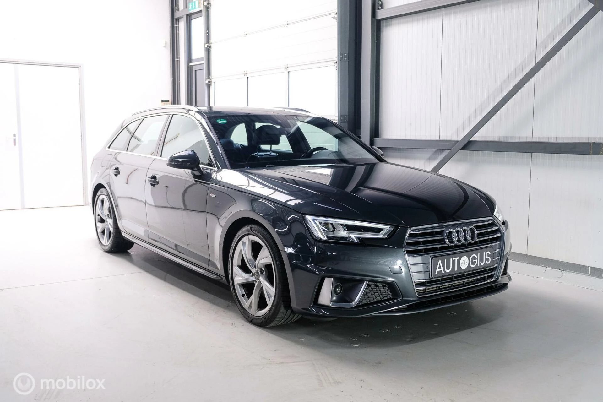 Hoofdafbeelding Audi A4