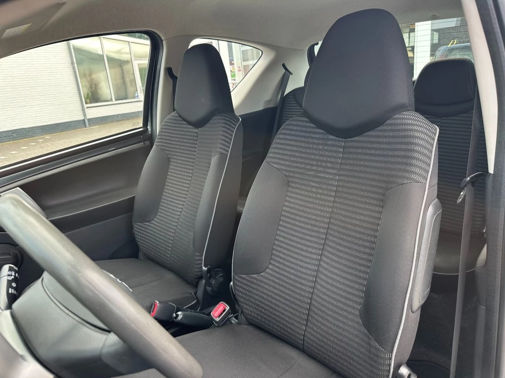 Hoofdafbeelding Peugeot 107