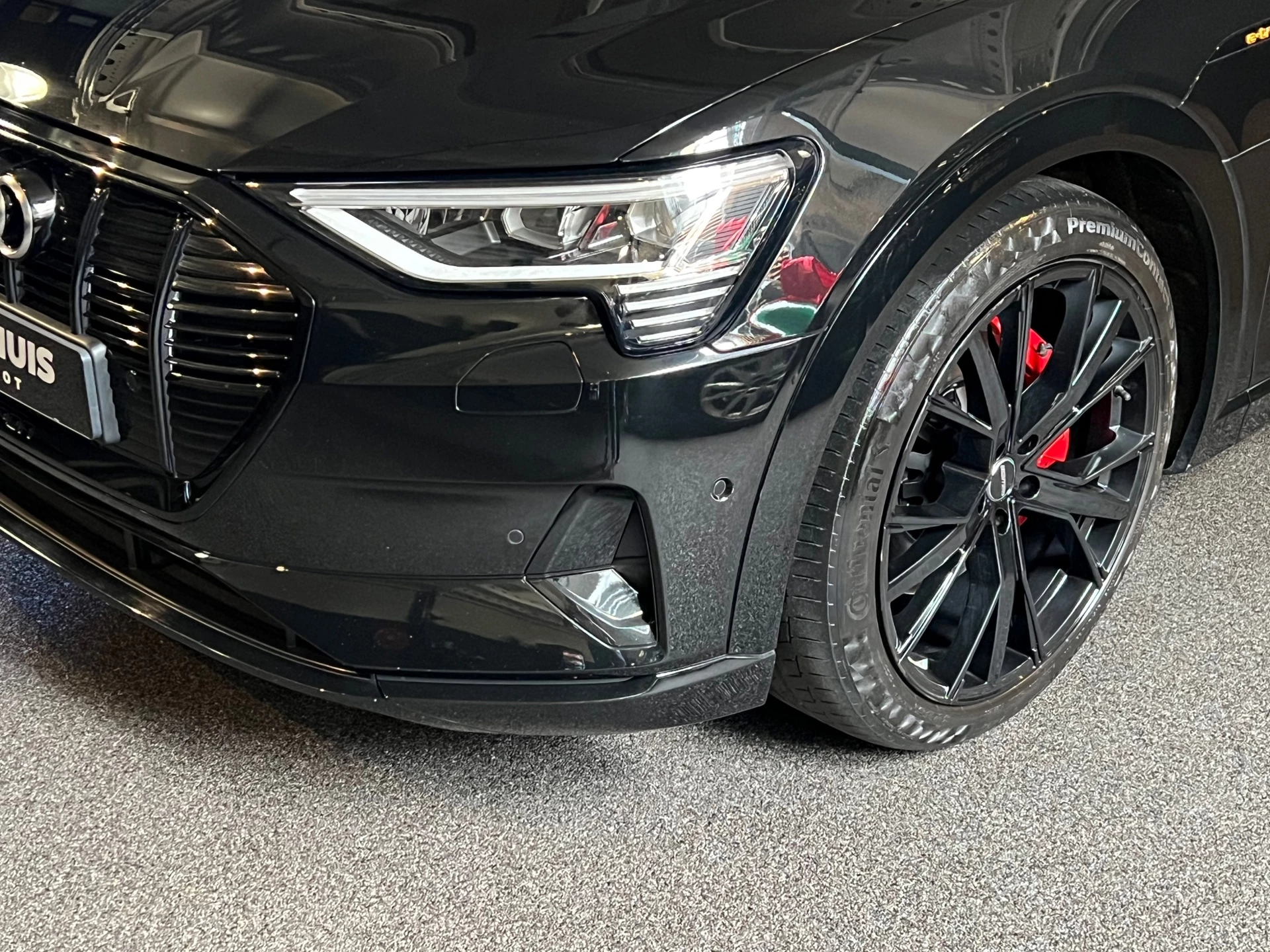 Hoofdafbeelding Audi e-tron