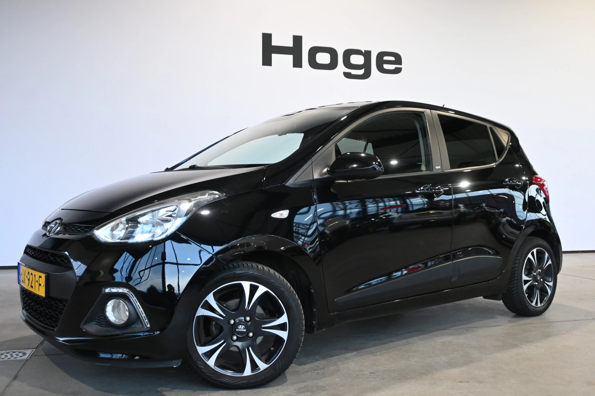 Hoofdafbeelding Hyundai i10