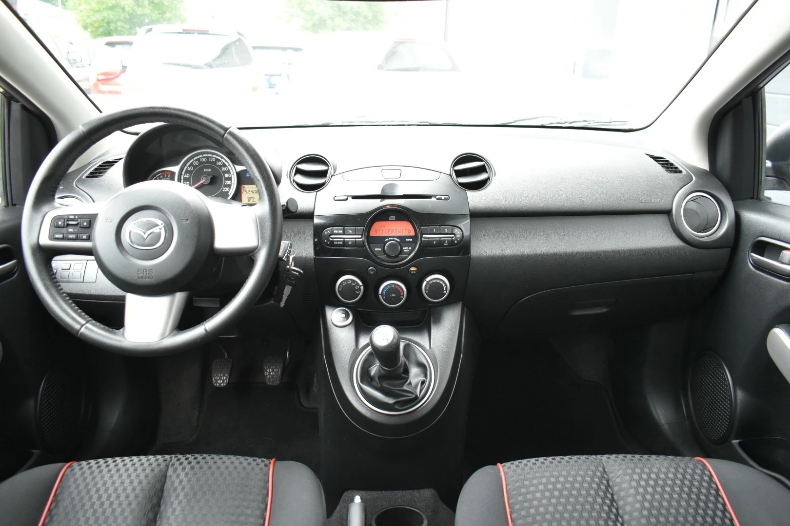 Hoofdafbeelding Mazda 2