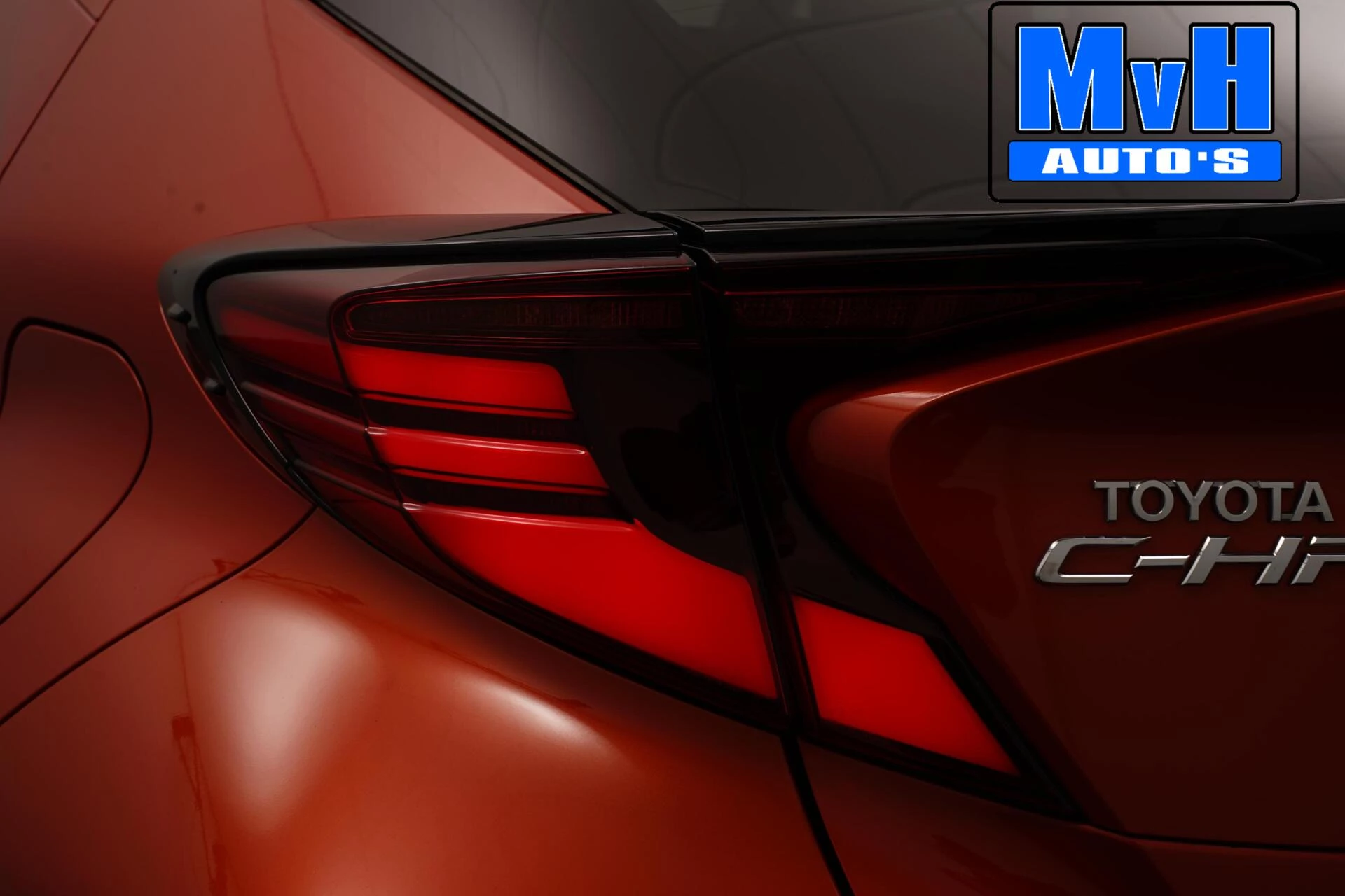 Hoofdafbeelding Toyota C-HR