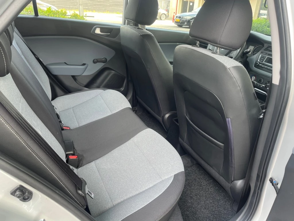 Hoofdafbeelding Hyundai i20