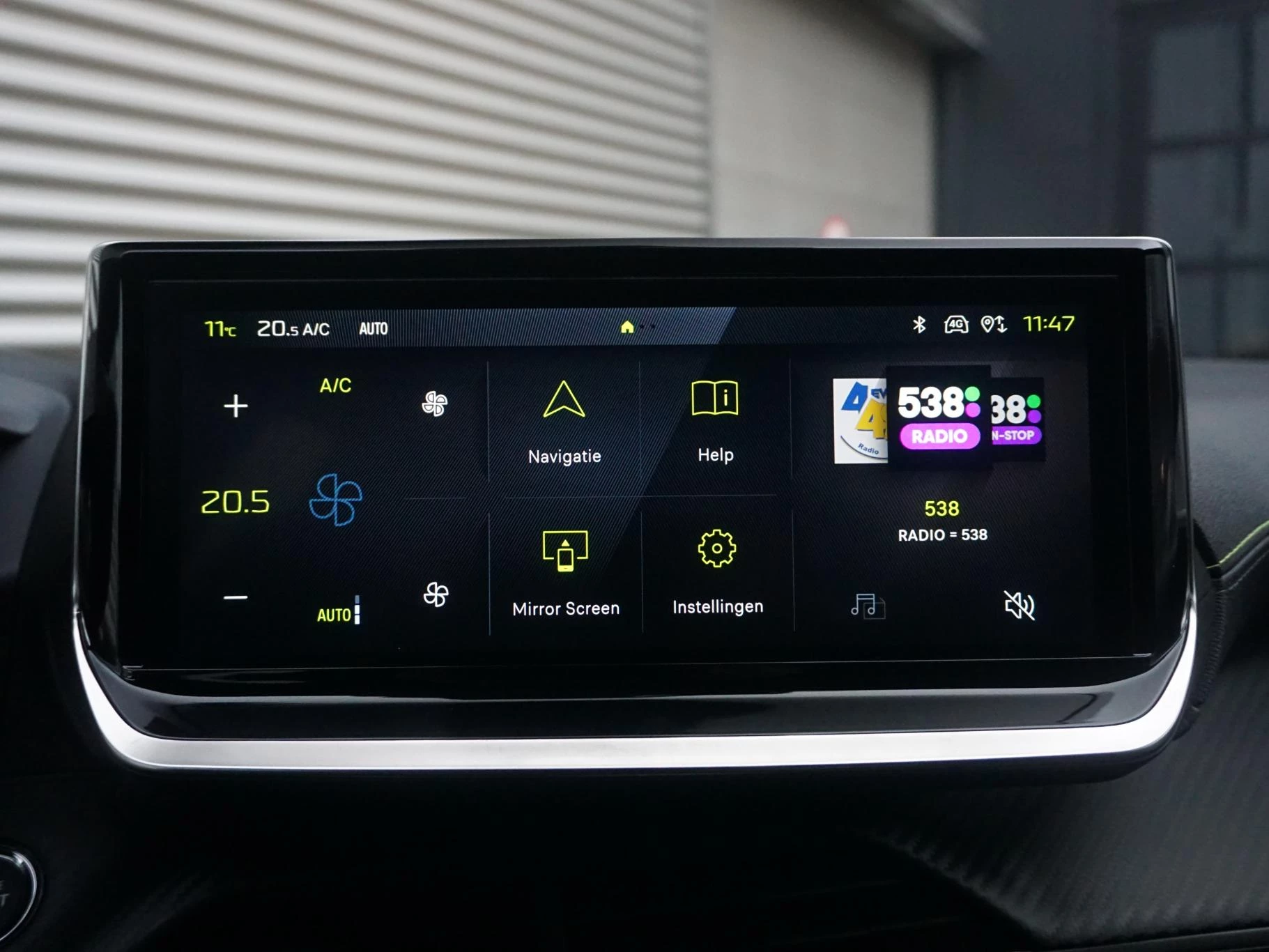 Hoofdafbeelding Peugeot e-208