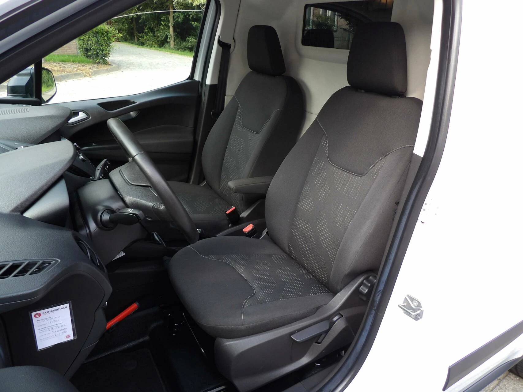 Hoofdafbeelding Ford Transit Courier