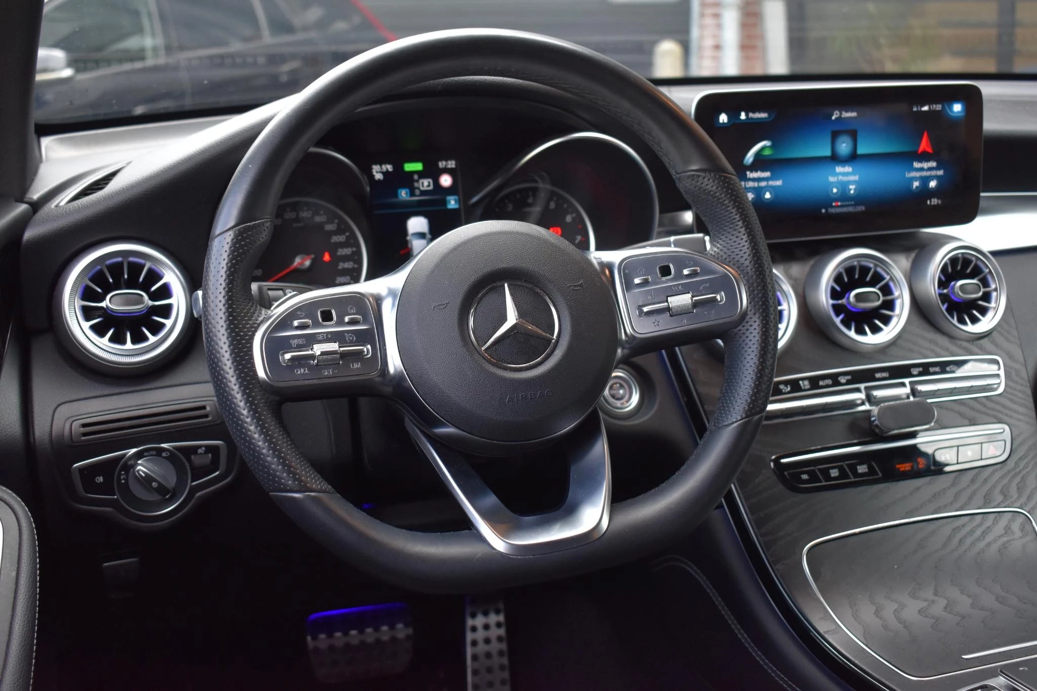 Hoofdafbeelding Mercedes-Benz GLC