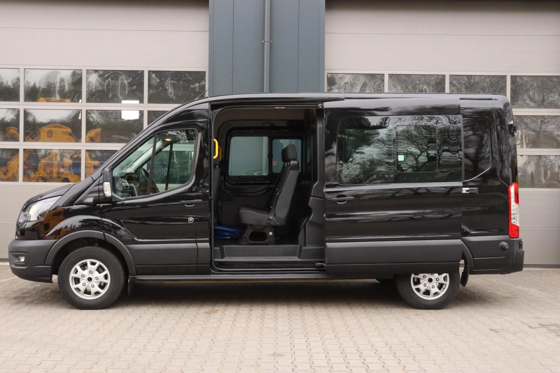 Hoofdafbeelding Ford E-Transit