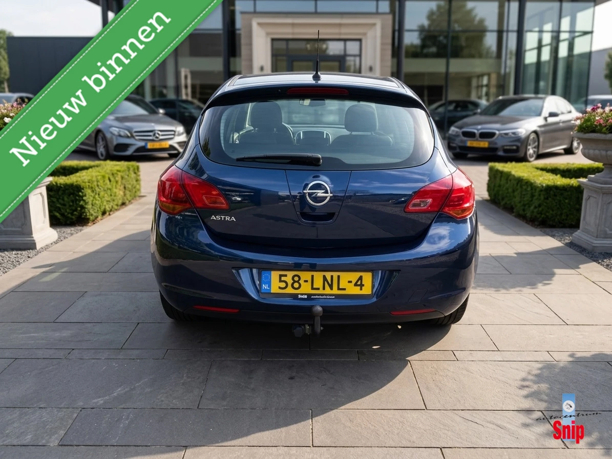 Hoofdafbeelding Opel Astra