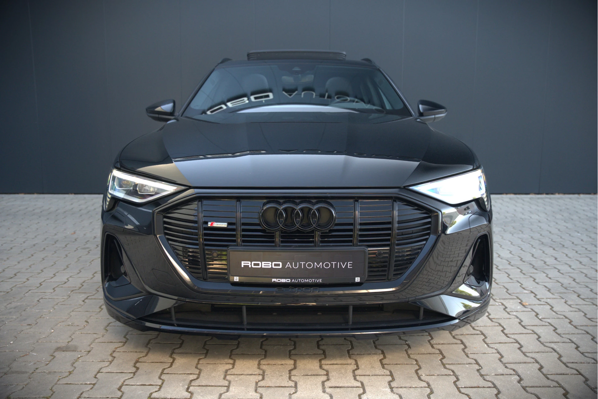 Hoofdafbeelding Audi e-tron