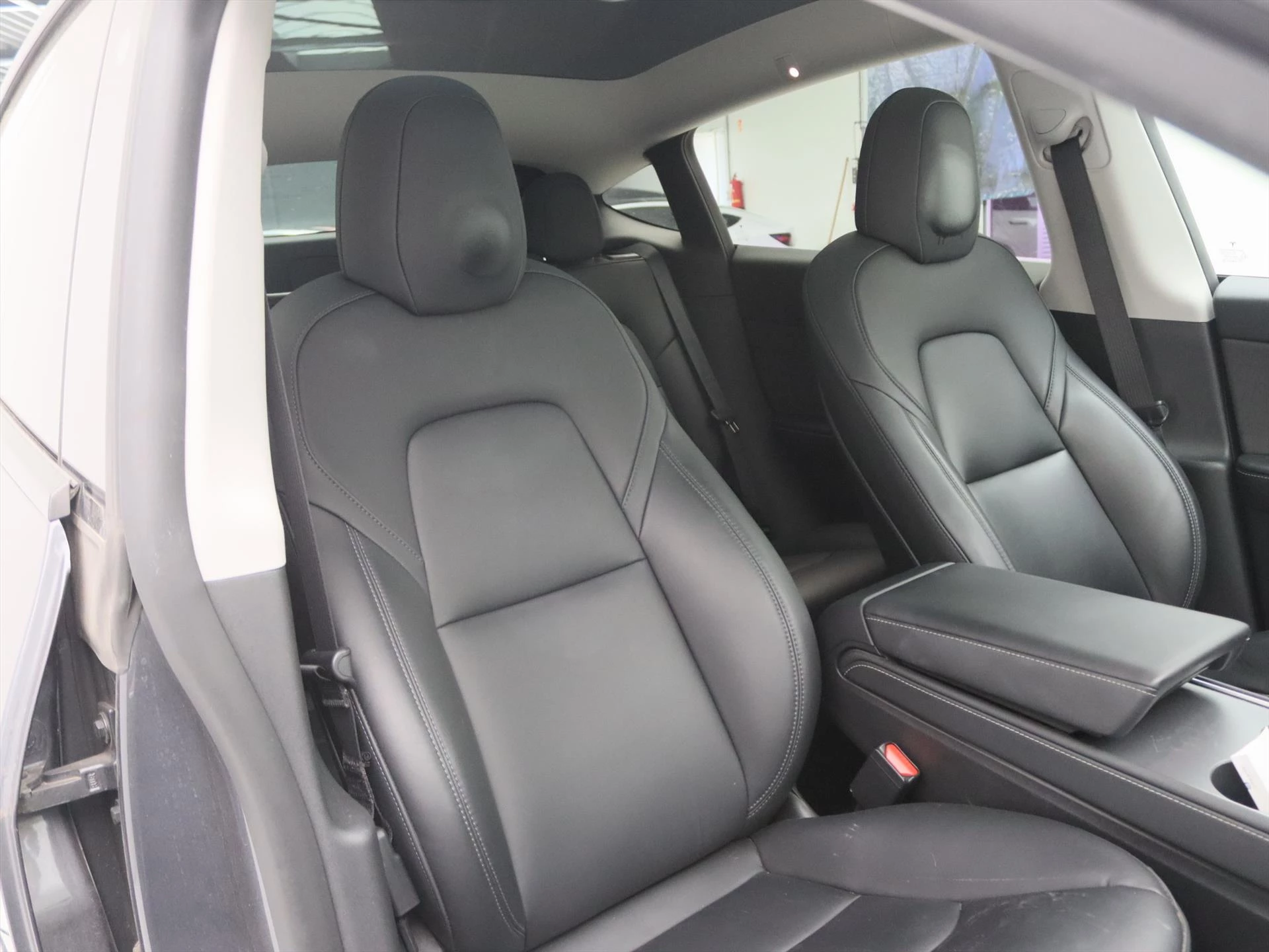 Hoofdafbeelding Tesla Model Y