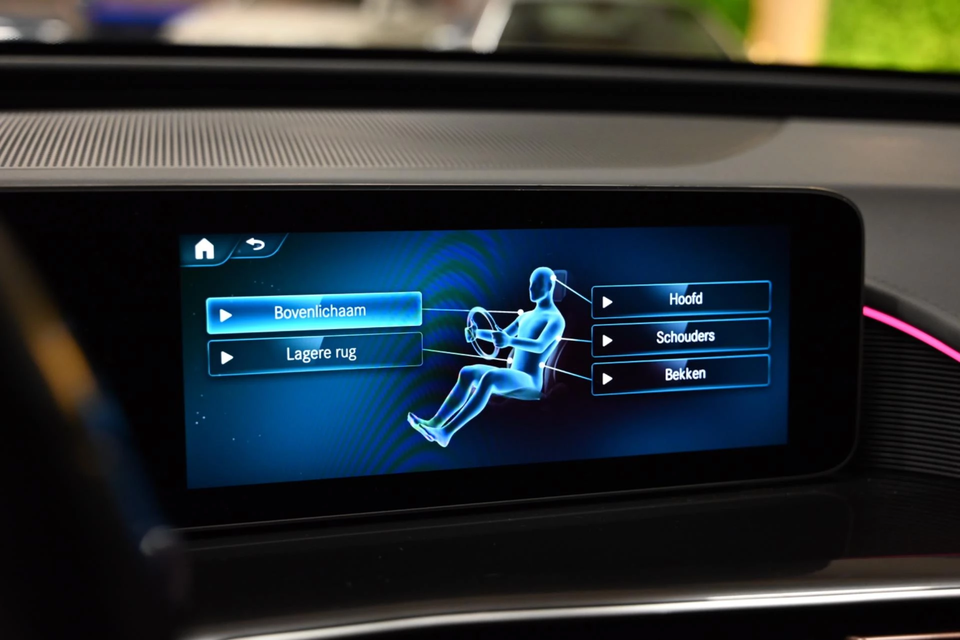 Hoofdafbeelding Mercedes-Benz EQC