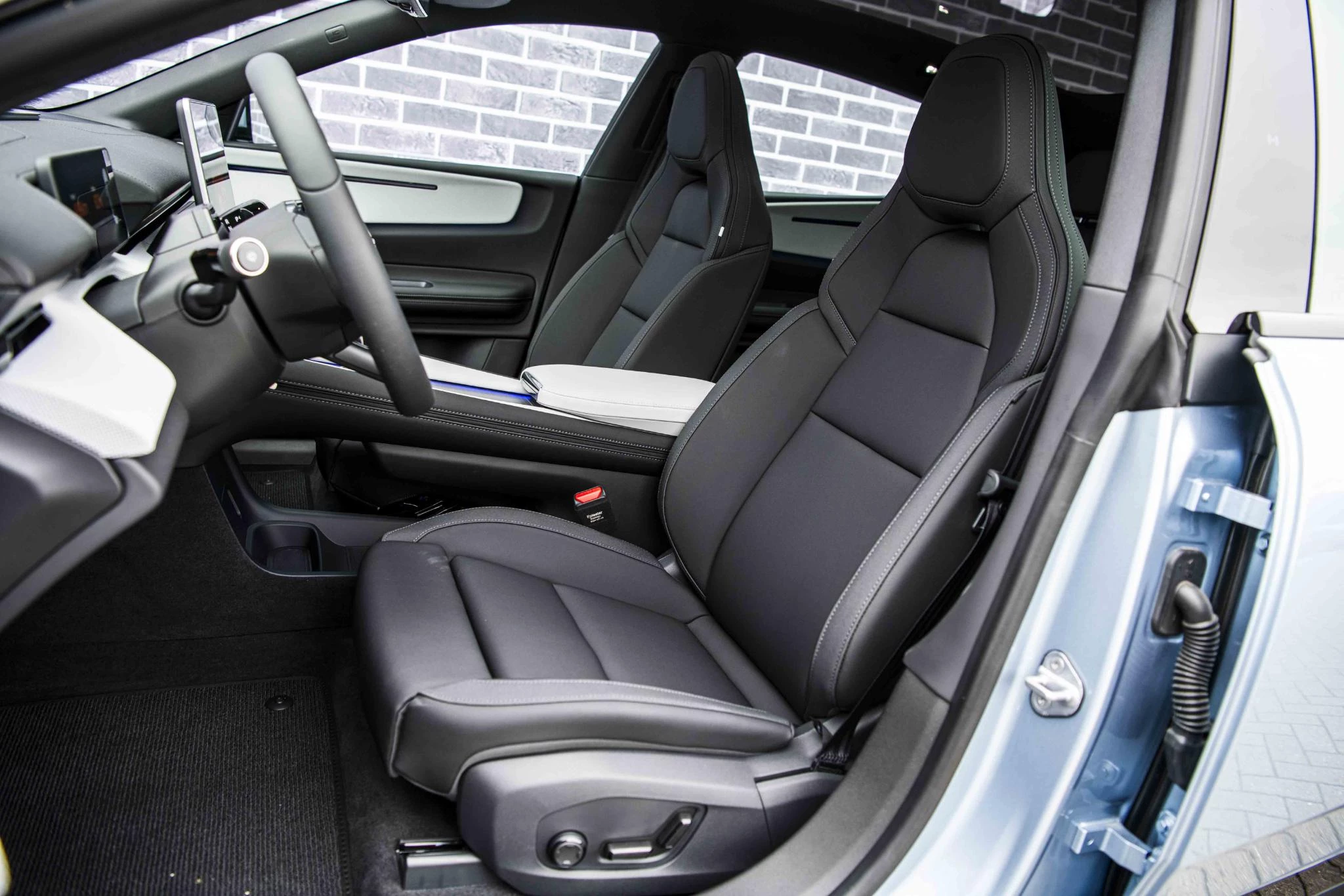 Hoofdafbeelding Polestar 4