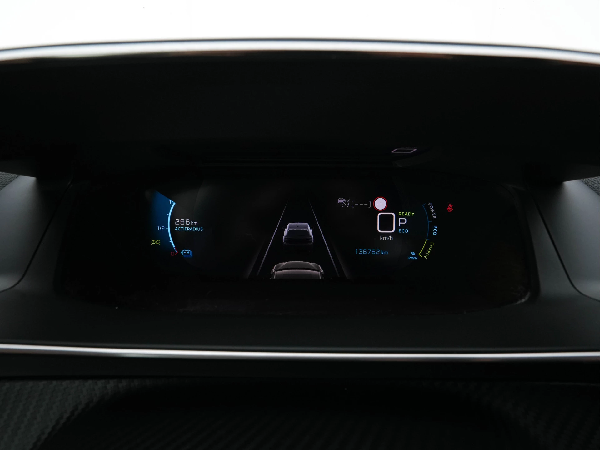 Hoofdafbeelding Peugeot e-208