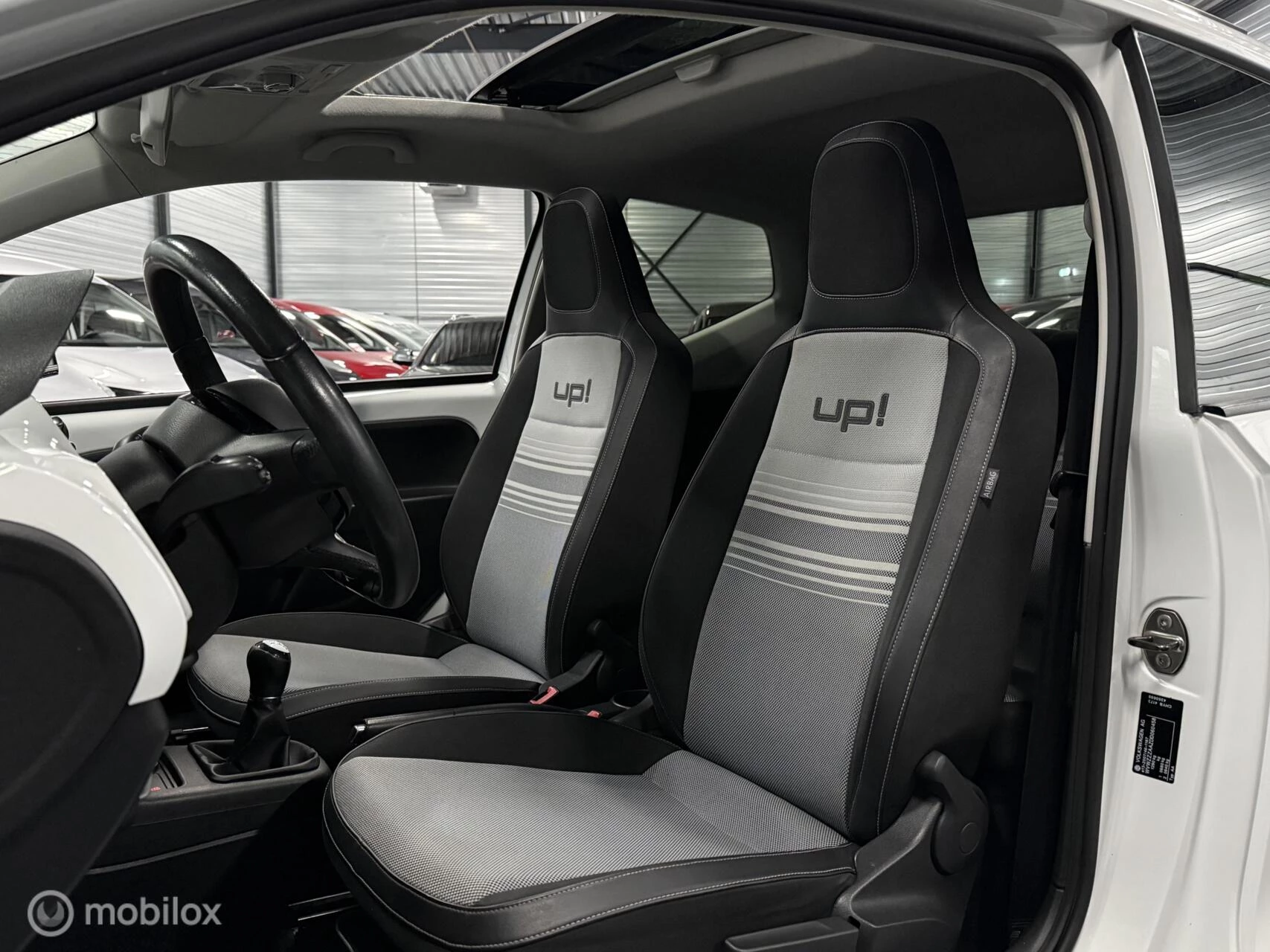 Hoofdafbeelding Volkswagen up!