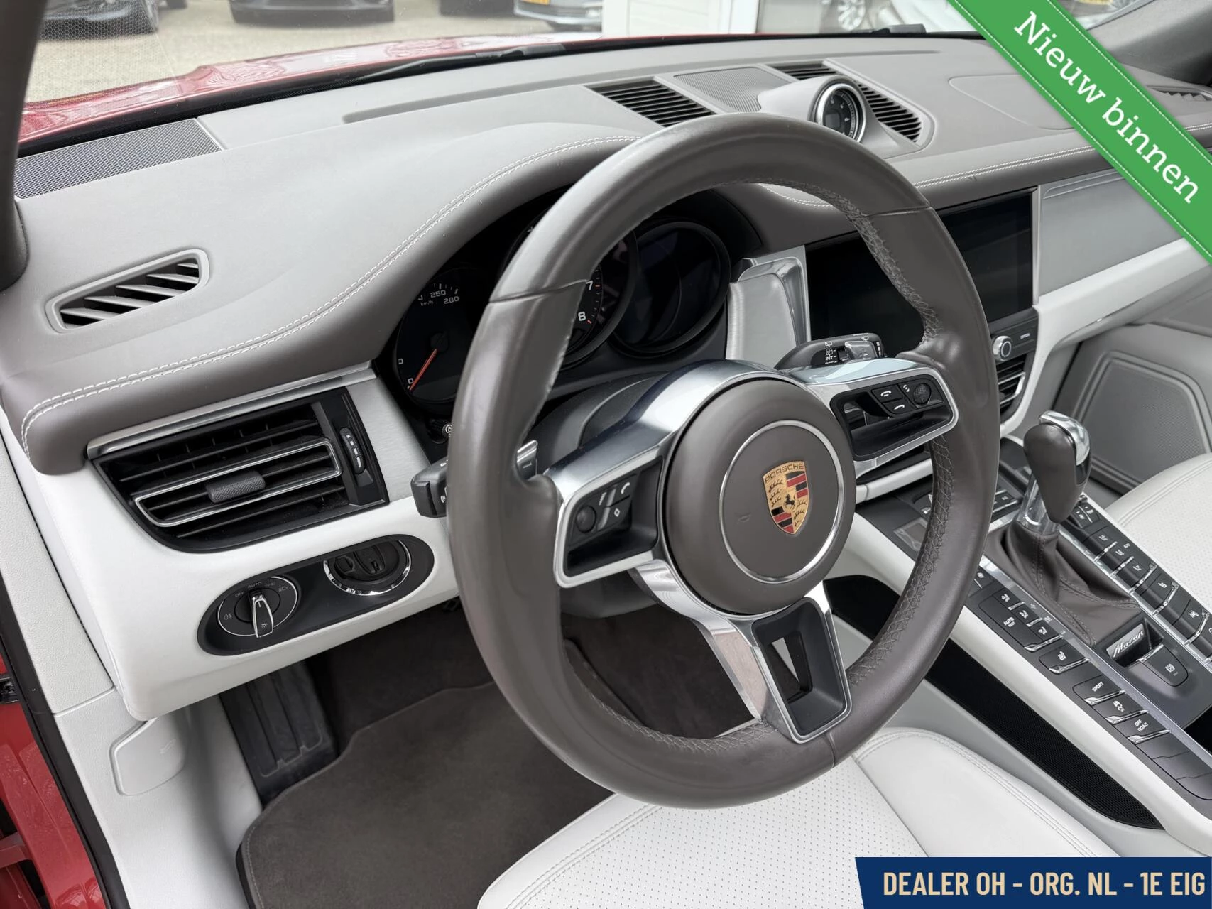 Hoofdafbeelding Porsche Macan