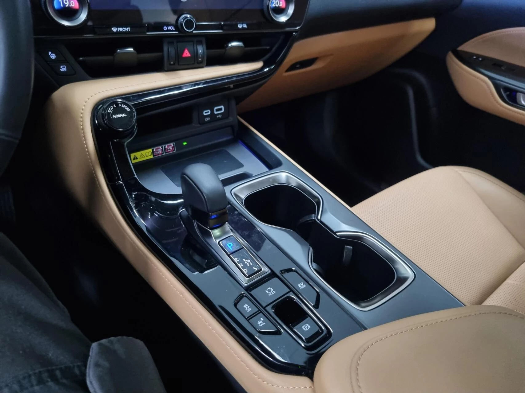 Hoofdafbeelding Lexus NX