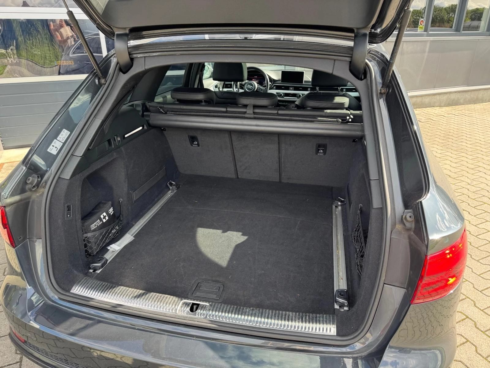 Hoofdafbeelding Audi S4