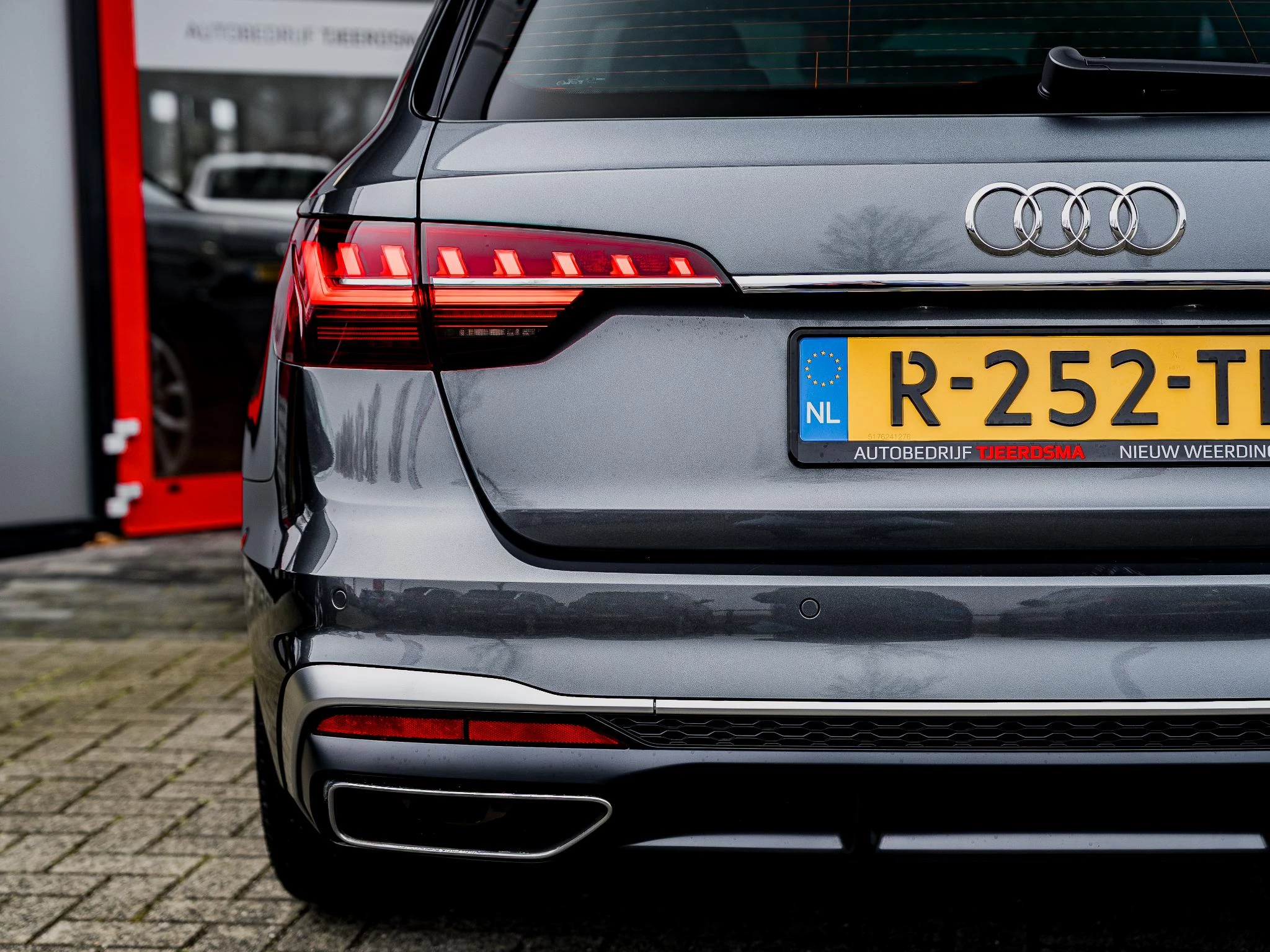 Hoofdafbeelding Audi A4