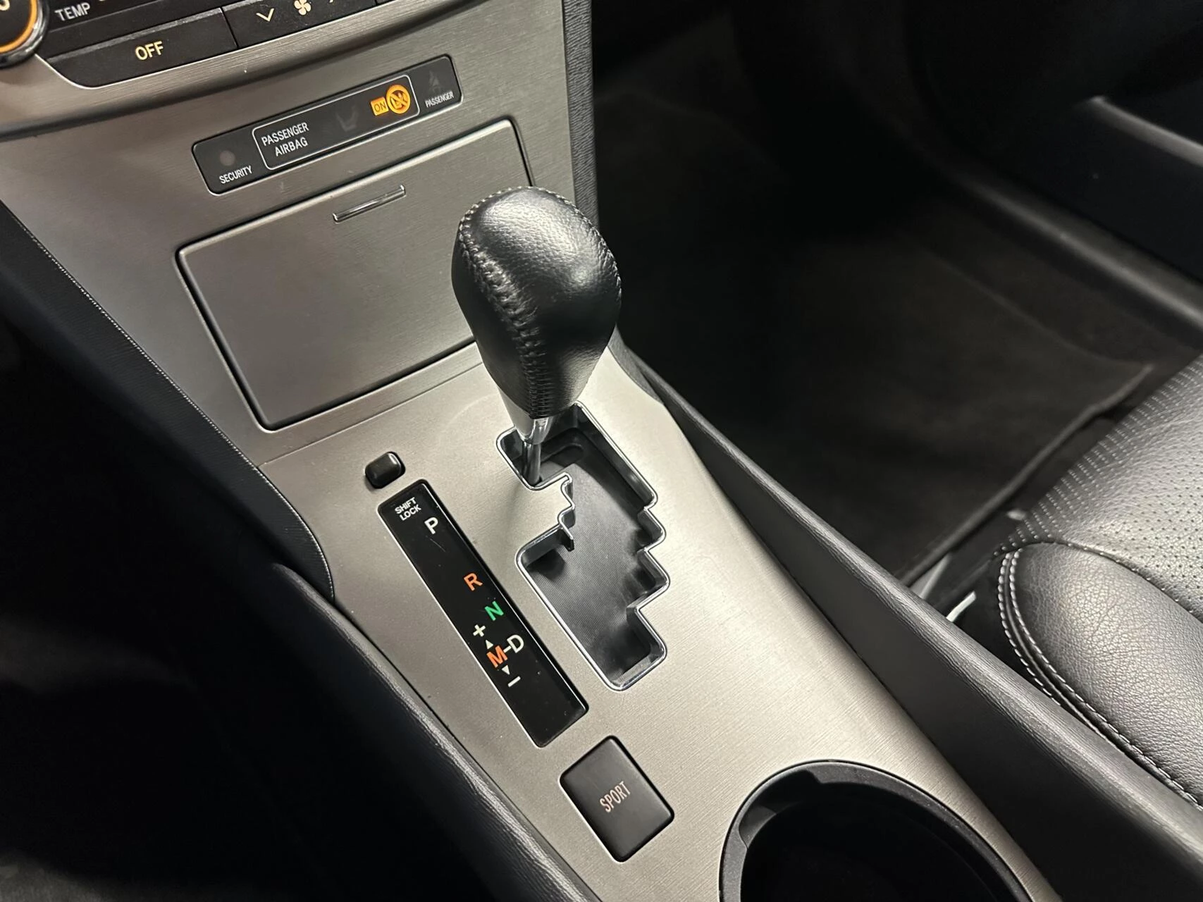 Hoofdafbeelding Toyota Avensis