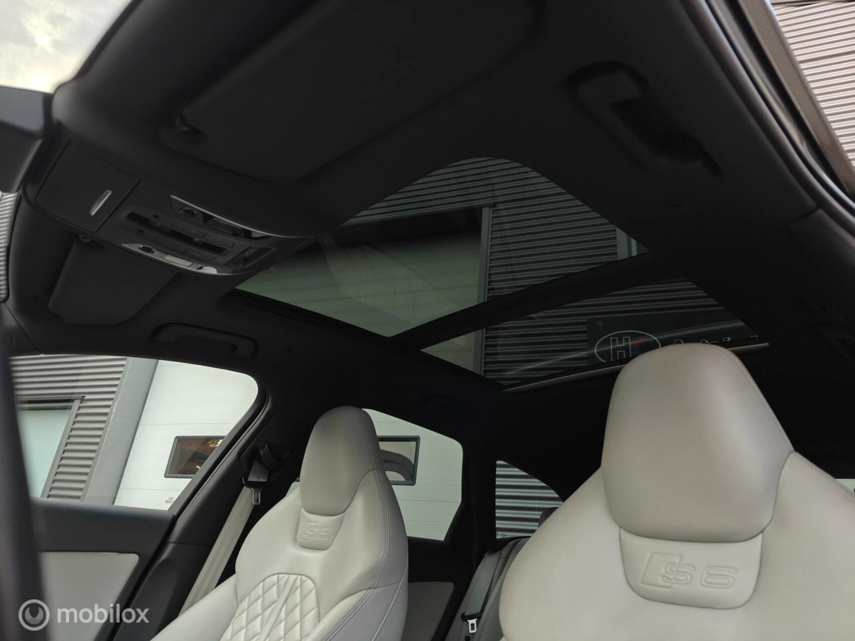 Hoofdafbeelding Audi S6